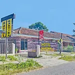 Oyo 90443 Hotel New Kartika In